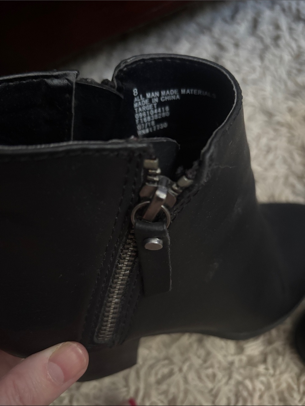 Classic Black Women’s Ankle Boots - Sleek Side-Zip Design - Picture 5 of 9
